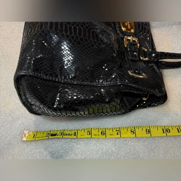 Michael Kors Black Snake-Embossed Shoulder /crossbody Bag with Gold Chains - Picture 10 of 11